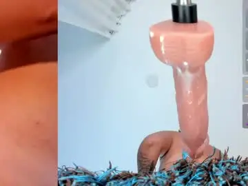 Leilahiuston  live sex cam