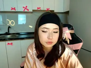 Leyaleen  live sex cam