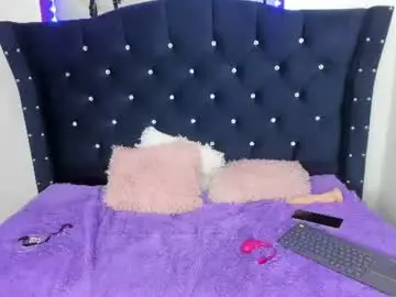 Lizzy_m  live sex cam