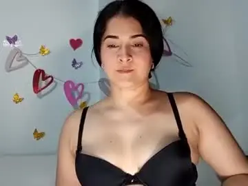 Lomaslindosoyyo  live sex cam