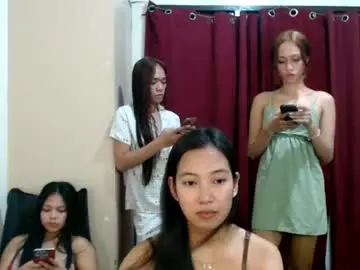 Lovelykristelle  live sex cam