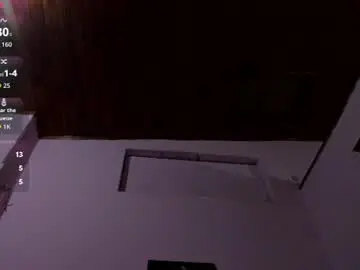 Lunaamorelli  live sex cam