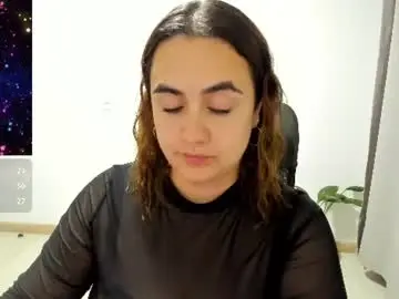 Maryluna95  live sex cam