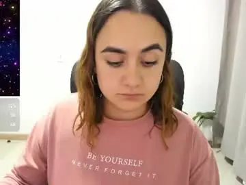 Maryluna95  live sex cam