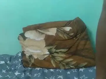 Noella711128  live sex cam