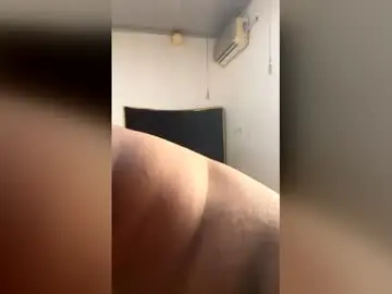 Only1mamacita  live sex cam