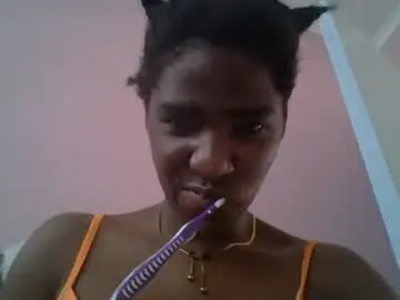 Sauce_pety  live sex cam