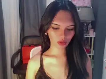Yourlovekylie  live sex cam