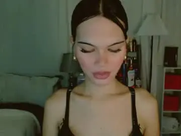 Yourlovekylie  live sex cam