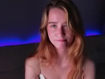 Aliviawithlove  live sex cam