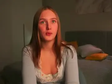 Blissshy  live sex cam