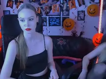 Carolinecartier  live sex cam