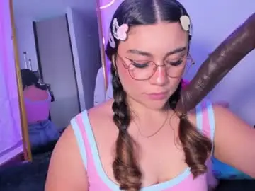Cassiebigass_  live sex cam