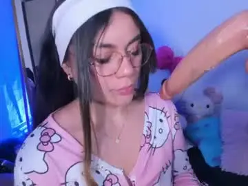Cassiebigass_  live sex cam