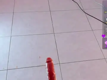 Cherry_blackk  live sex cam