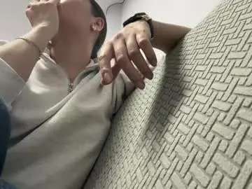 Christina_di  live sex cam