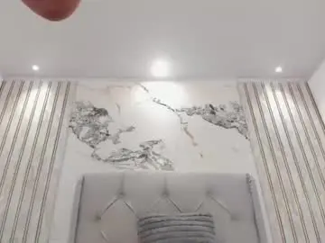 Emilyamoretti  live sex cam