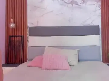 Emilyamoretti  live sex cam