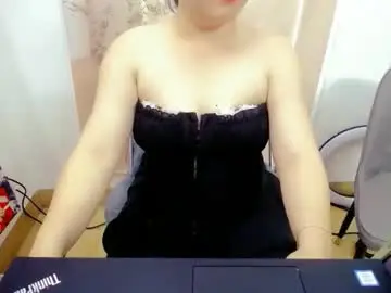 Luna_baby999  live sex cam