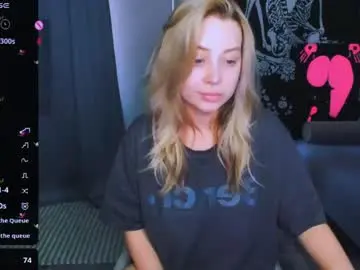 Monalauu  live sex cam