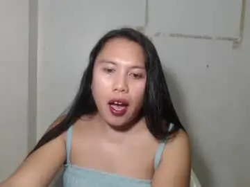 Nylecummer  live sex cam