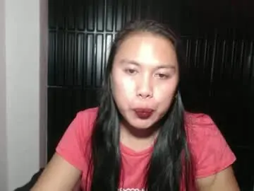 Nylecummer  live sex cam