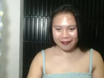 Nylecummer  live sex cam