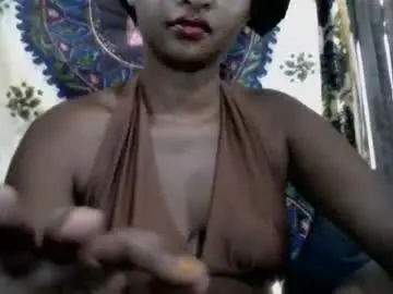 Olinah610  live sex cam