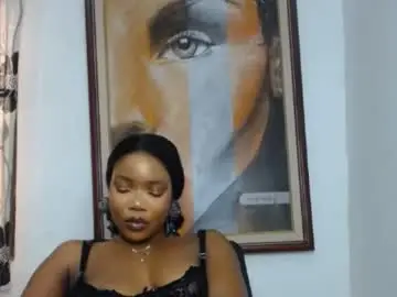 Petite_diva2  live sex cam