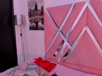 Skysaenz  live sex cam