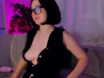 Tiffany_robinson  live sex cam