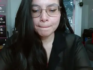 Tiny_caroline  live sex cam