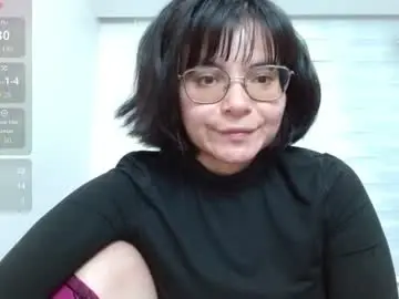 Tiny_caroline  live sex cam