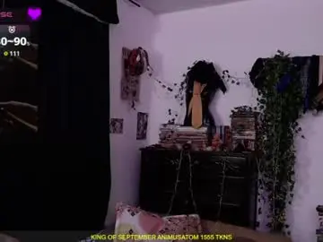 Valerie_smile  live sex cam