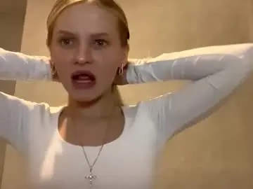 Fabiolawischmeier  live sex cam