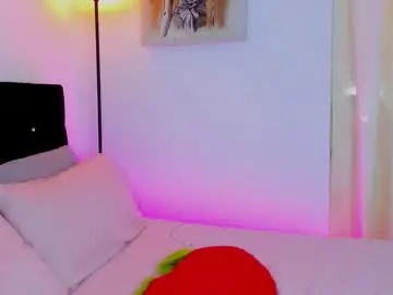 Gemiiniis_  live sex cam