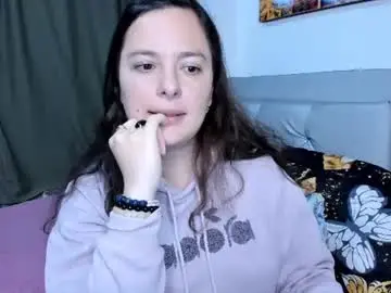 Hidianapaola  live sex cam