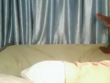 Kinky_lola1  live sex cam