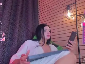 Megan_vixenx  live sex cam