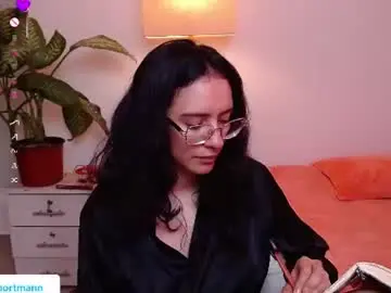 Miaportman  live sex cam
