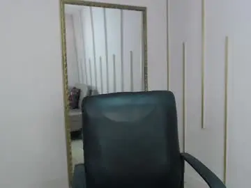 Nayariskaya  live sex cam