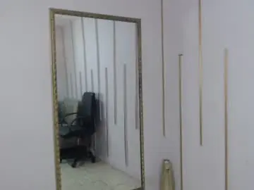 Nayariskaya  live sex cam