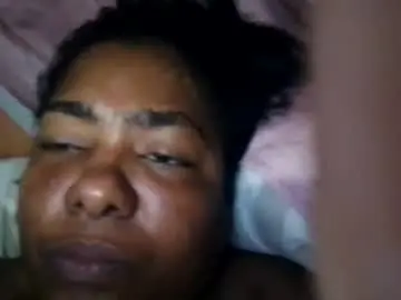 Rmelida390  live sex cam