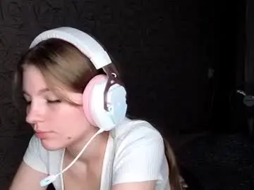 Danniebillotti  live sex cam