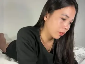 Kiara_kai  live sex cam