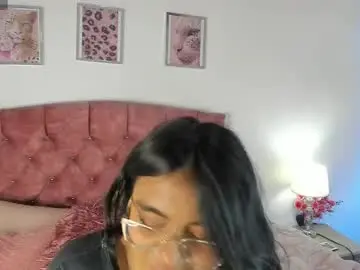 Luna_velveth1  live sex cam