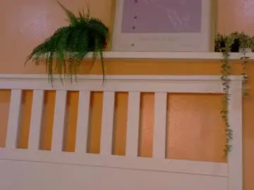 Melodycollins__  live sex cam