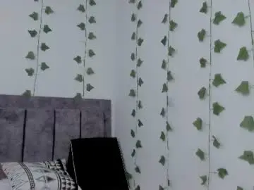 Mia_garcia2  live sex cam