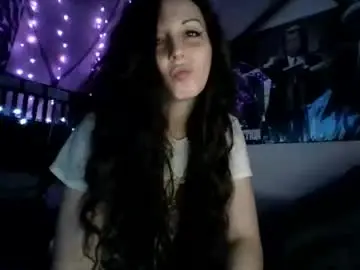 Princesshollylove  live sex cam