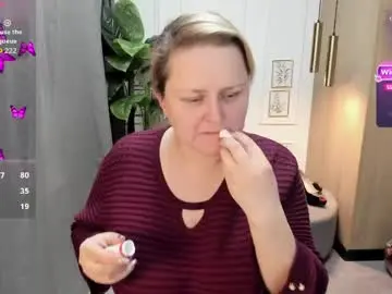 Scarlettsoft  live sex cam